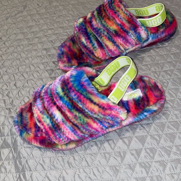 UGG Shoes - NEW😍💖 UGG slipper